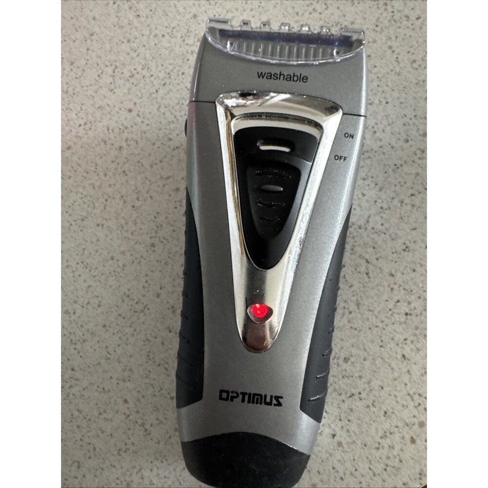 Optimus Curve Rechargeable Triple Wet/dry Men's Shaver, Black/silver